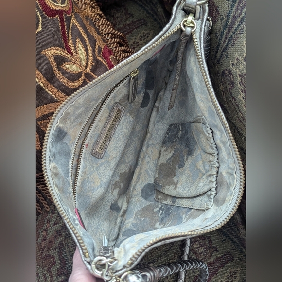 Elliott Luca Woven Crossbody - Picture 4 of 12